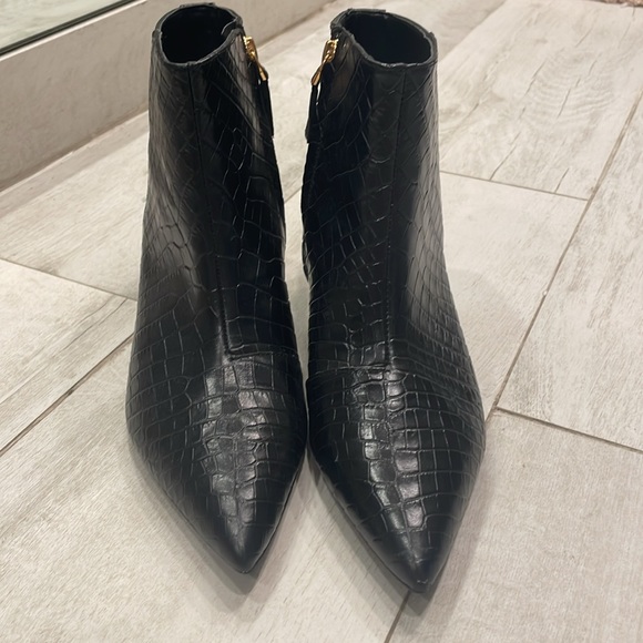 Ralph Lauren snake skin Kitten Heel Boots - Picture 4 of 8